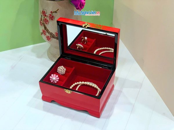 Hộp Trang Sức Sơn Mài Cao Cấp Lớn Có Chân Vẽ Hoa Sen Đắp Nổi Nền Đỏ