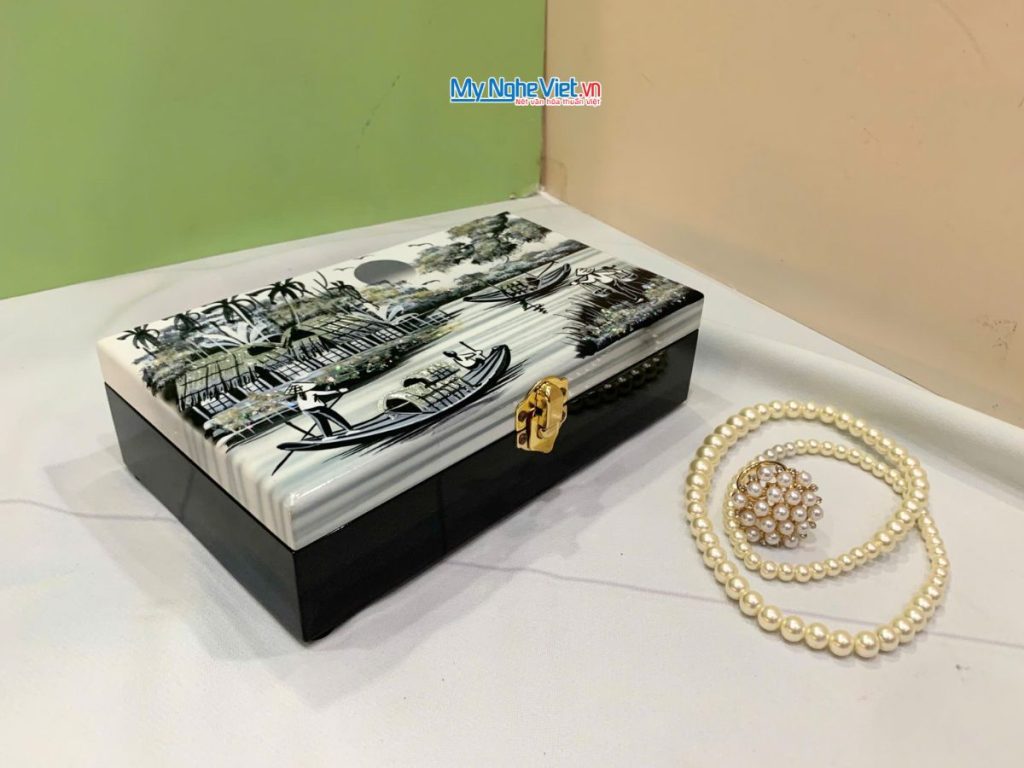 Hộp trang sức sơn mài đồng quê đen trắng
