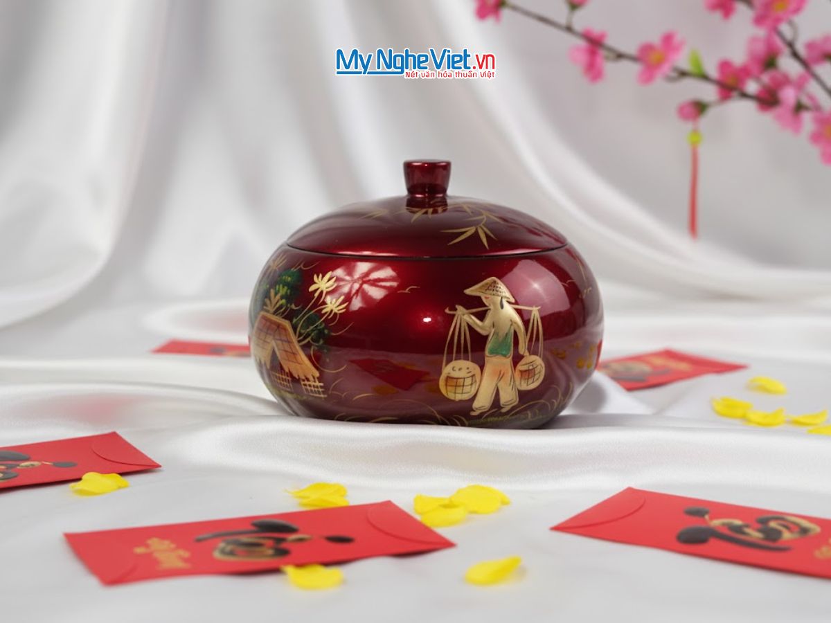 Hũ đào sơn mài đựng mứt vẽ cảnh đồng quê