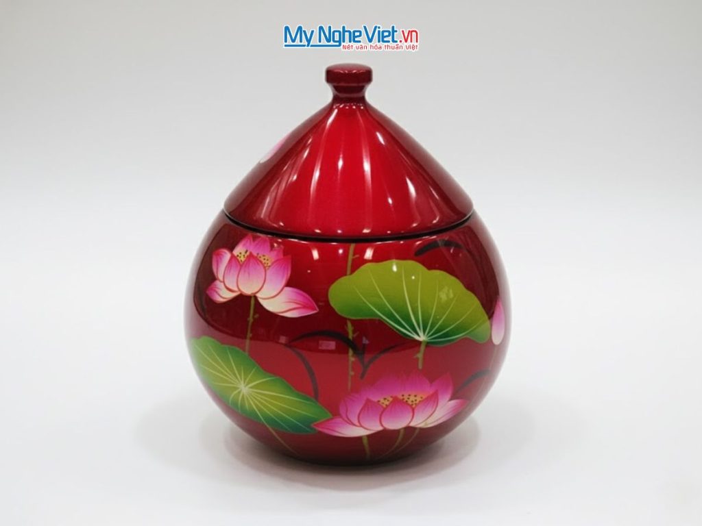 Hũ mận sơn mài đựng mứt vẽ hoa sen