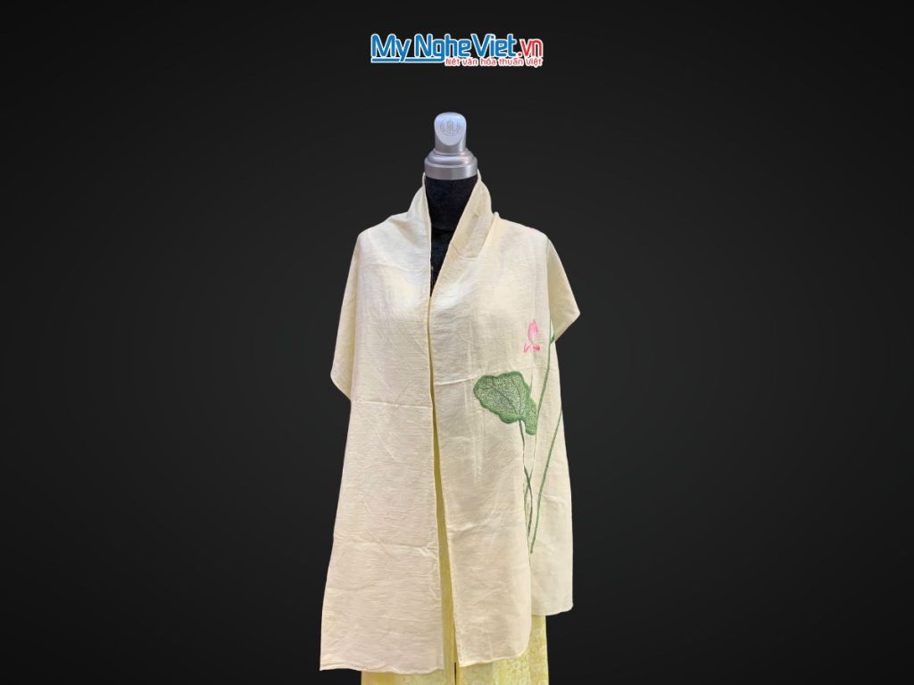 Khăn lụa đũi họa tiết hoa sen thêu tay 100% silk