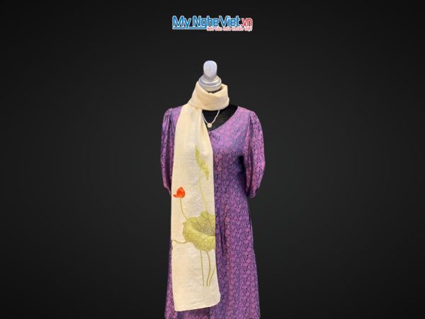Khăn lụa đũi họa tiết hoa sen thêu tay màu kem 100% silk cao cấp