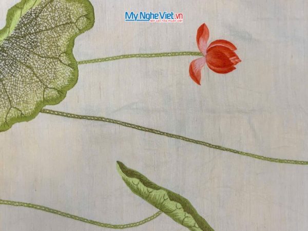 Khăn lụa đũi họa tiết hoa sen thêu tay màu kem 100% silk cao cấp