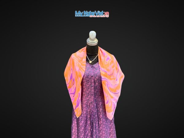 Khăn Lụa Vuông Thủy Ấn Tơ Tằm Màu Hồng Cam