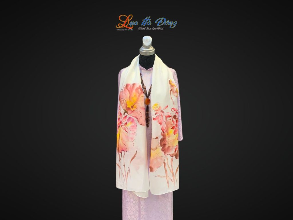 Khăn lụa tơ tằm màu trắng vẽ hoa sen