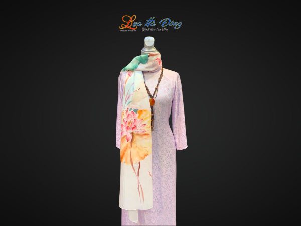 Khăn lụa tơ tằm màu trắng vẽ hoa sen