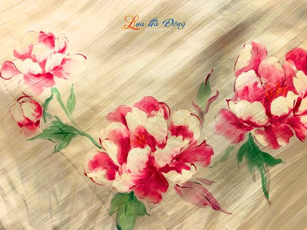 Khăn lụa vuông tơ tằm màu cam vẽ hoa