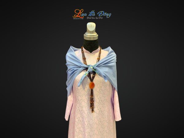 Khăn lụa vuông tơ tằm màu xanh vẽ hoa