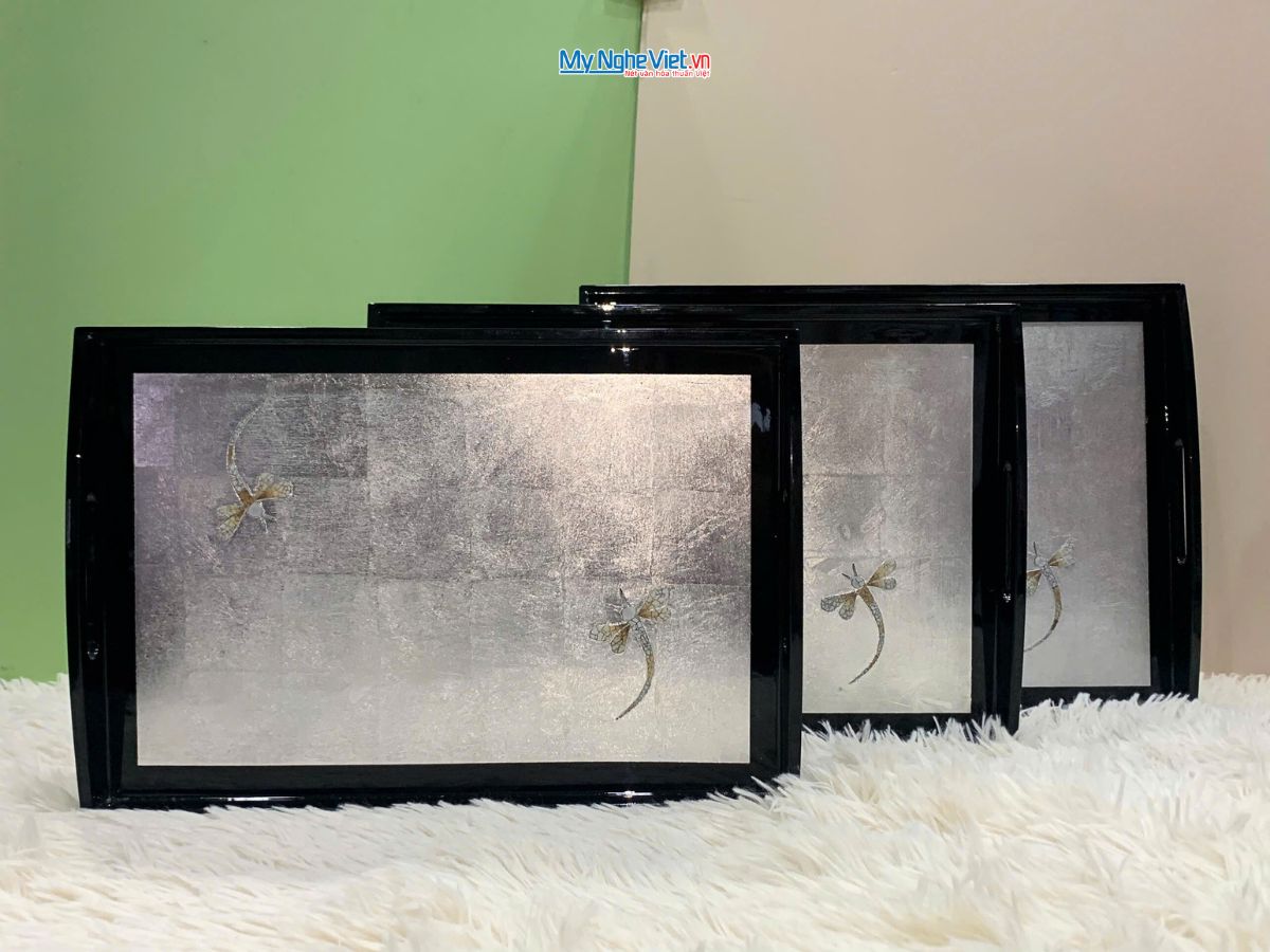 Khay sơn mài cao cấp dát lá bạc cẩn chuồn