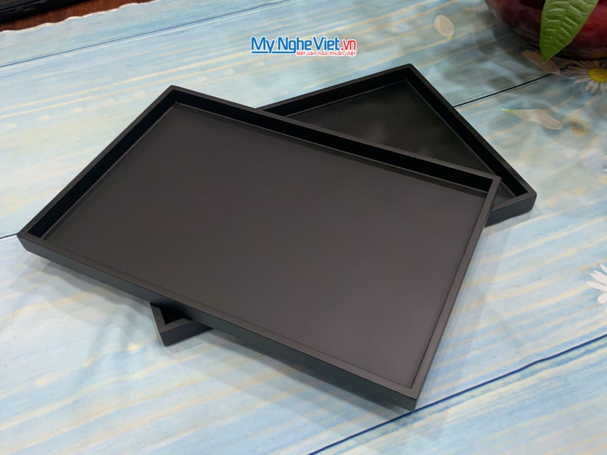 Khay sơn mài màu đen