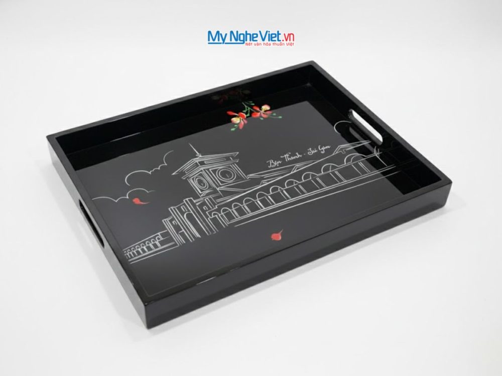 Khay sơn mài cao cấp vẽ Chợ Bến Thành nền đen