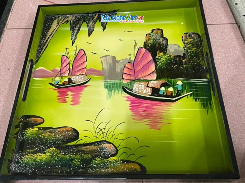 Khay sơn mài vuông vẽ phong cảnh