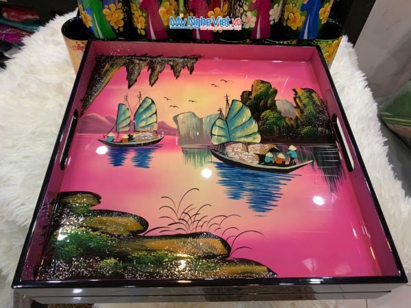 Khay sơn mài vuông vẽ phong cảnh