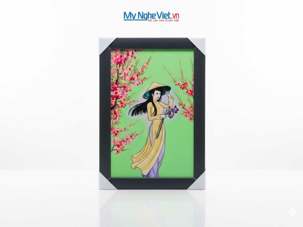 Bộ tranh sơn mài cô gái và khung đen