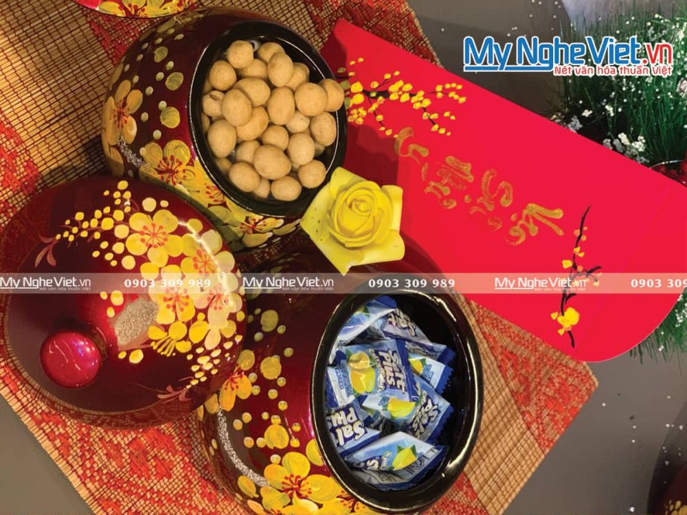 Bộ 3 hũ mận vẽ hoa mai đỏ MNV-QT09 - Quà Tết Ý Nghĩa