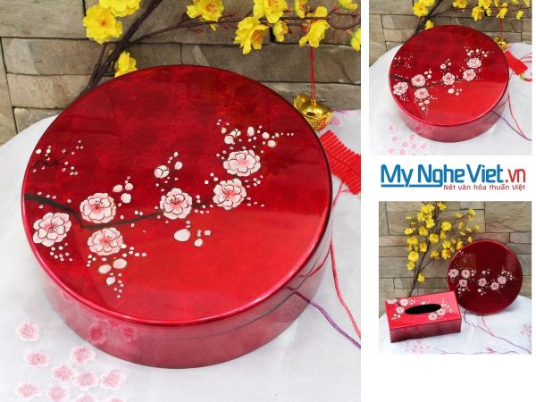 Bộ quà tặng Hộp mứt tết sơn mài tròn 5 ngăn vẽ đào nền đỏ