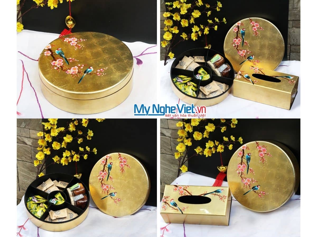 Bộ quà tặng Hộp mứt tết sơn mài tròn 5 ngăn vẽ chim đào đắp Vàng