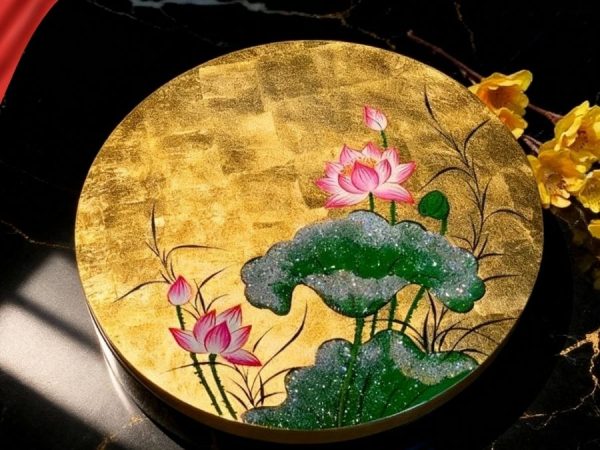 Hộp Mứt Tết Sơn Mài Ngọc Sen An Lành 5 Ngăn Dát Lá Vàng