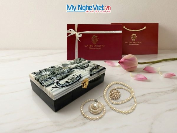 Hộp trang sức sơn mài đồng quê