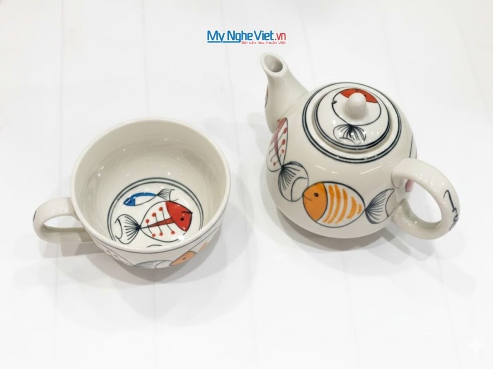Bình Trà Độc Ẩm Gốm Bát Tràng Họa Tiết Cá Đàn Lớn
