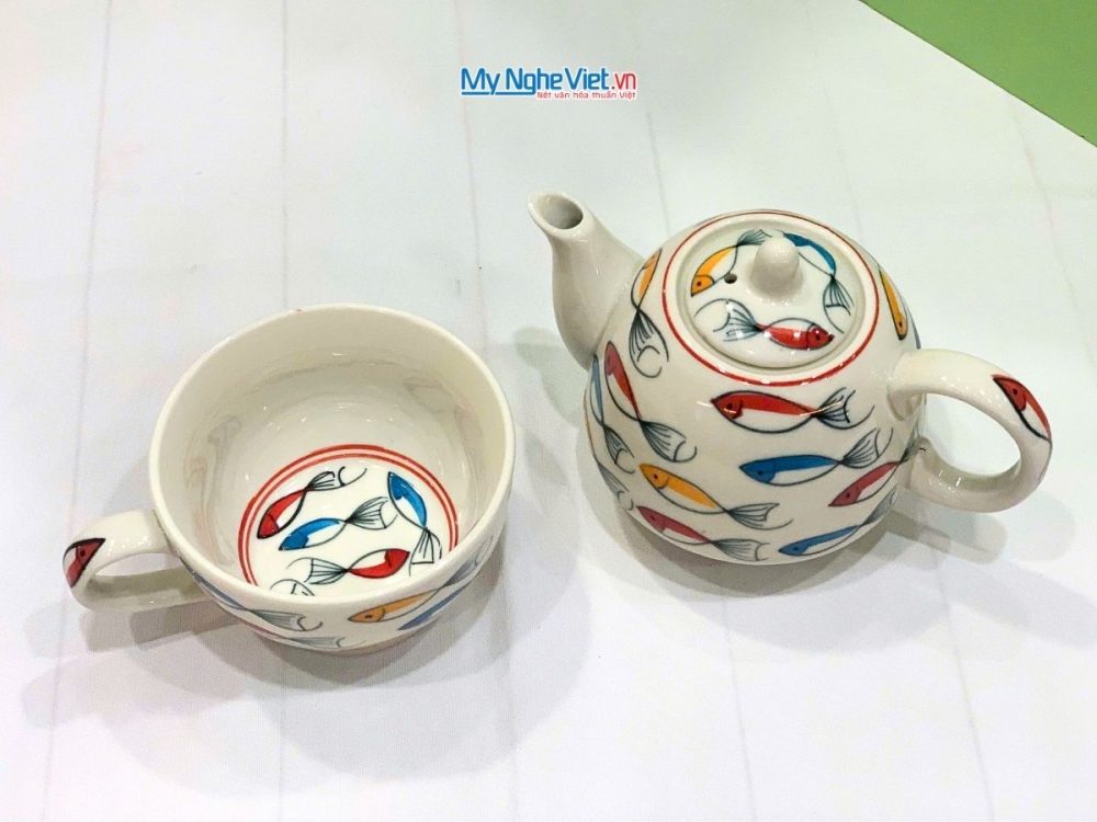 Bình Trà Độc Ẩm Gốm Bát Tràng Họa Tiết Cá Đàn Nhỏ