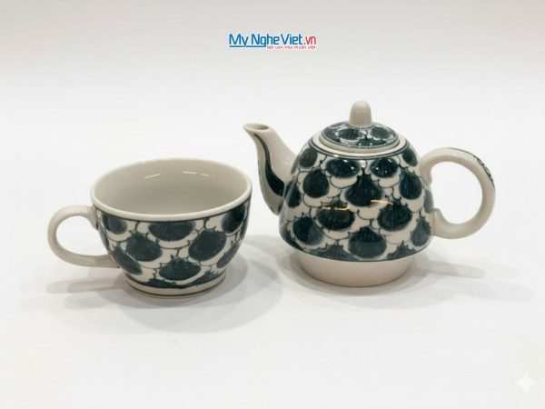 Bình Trà Độc Ẩm Gốm Bát Tràng Họa Tiết Cổ Điển