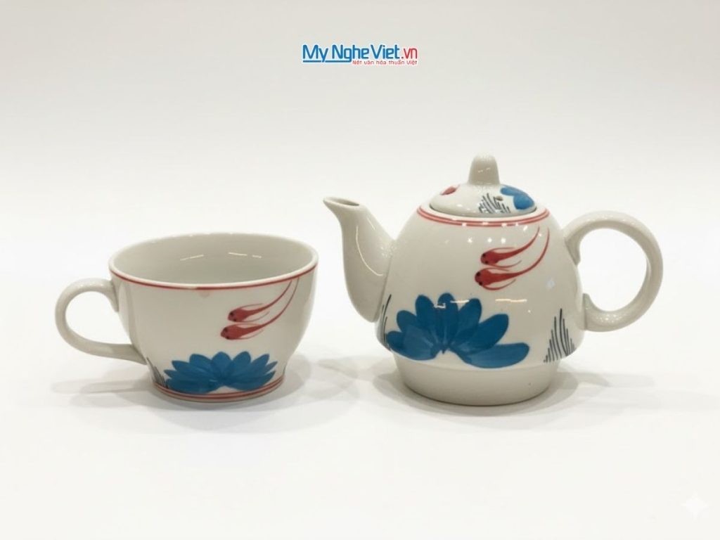 Bình Trà Độc Ẩm Gốm Bát Tràng Họa Tiết Cổ Điển