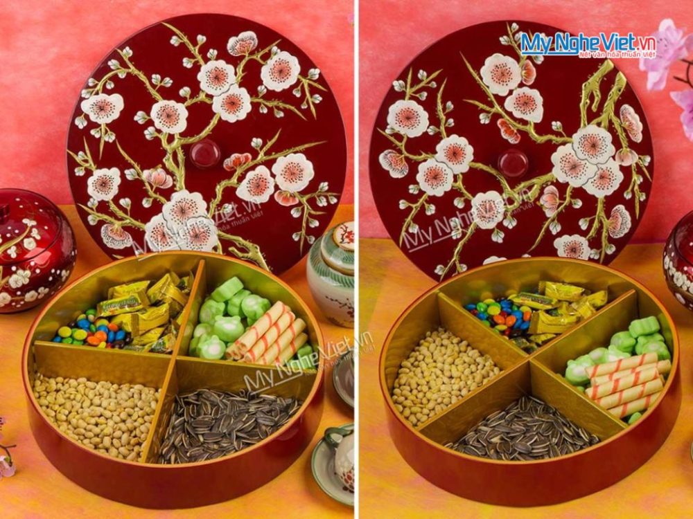 Hộp Mứt Tết Sơn Mài Tròn Họa Tiết Hoa Vẽ Nổi