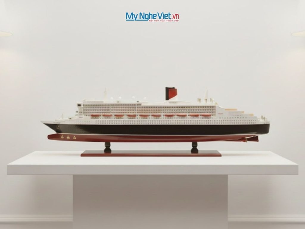Mô hình du thuyền Queen Mary 2