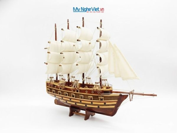 Mô hình thuyền buồm Jylland bằng gỗ buồm trắng