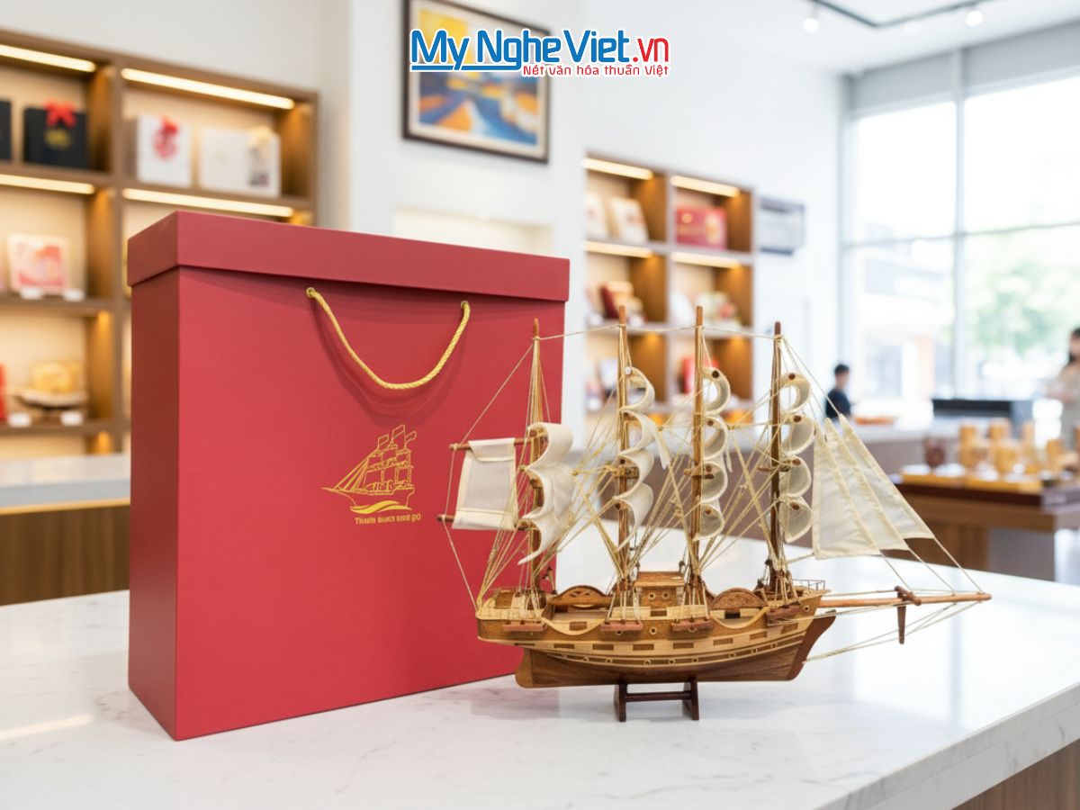 Quà tặng lưu niệm Việt Nam - mô hình tàu thuyền ý nghĩa