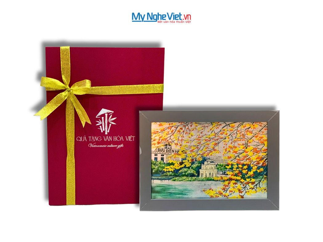 Tranh Sơn Mài Vẽ hồ Gươm Dát Lá Bạc Và Hộp Quà Tặng Cao Cấp