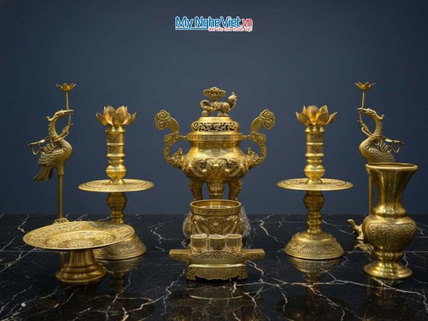 Bộ Đồ Thờ Cúng Đồng Vàng Đậm 11 Món