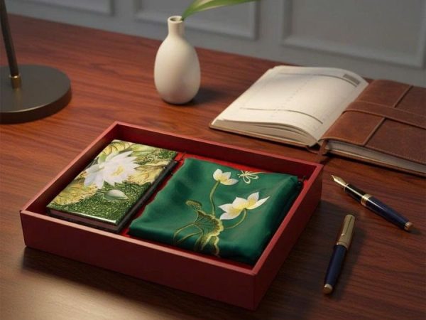 Bộ Quà Tặng Tết Ngọc Liên Kiêu Sa