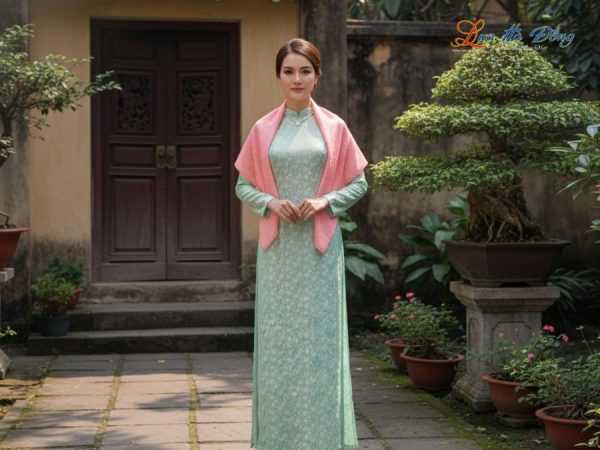 Khăn Lụa Vuông Tơ Tằm Thêu Hoa Sen Họa Tiết Hoa Cúc Hồng Phấn