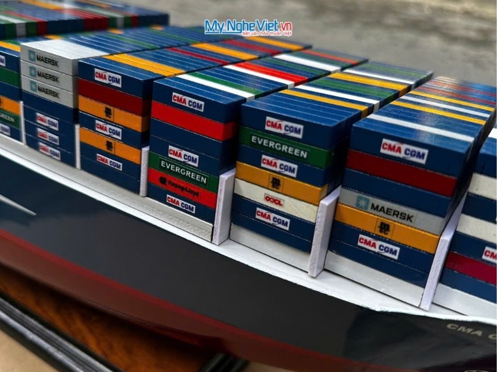 Mô Hình Tàu Container Gỗ Cao Cấp