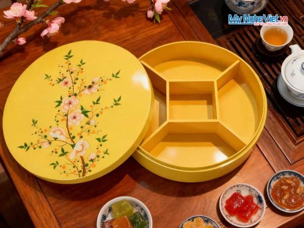 Hộp Mứt Tết Sơn Mài Vinh Hoa Phú Quý 5 Ngăn Màu Vàng