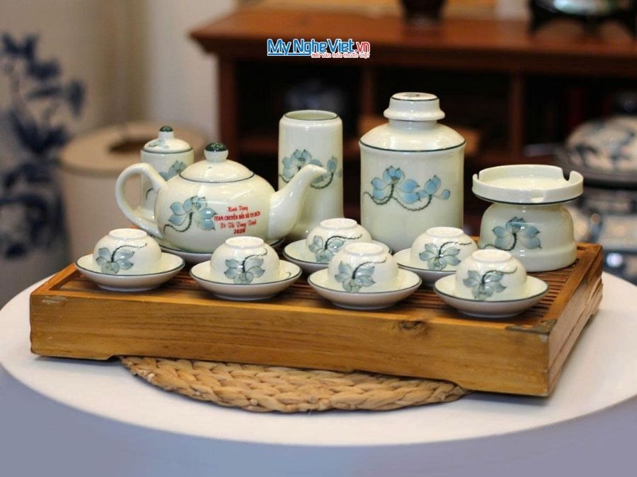 Bình trà in logo - Quà tặng cổ đông 2026