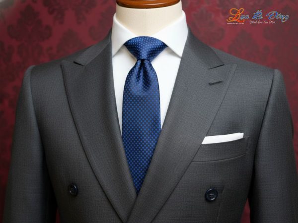 Cà vạt lụa tơ tằm họa tiết ô vuông xanh đậm