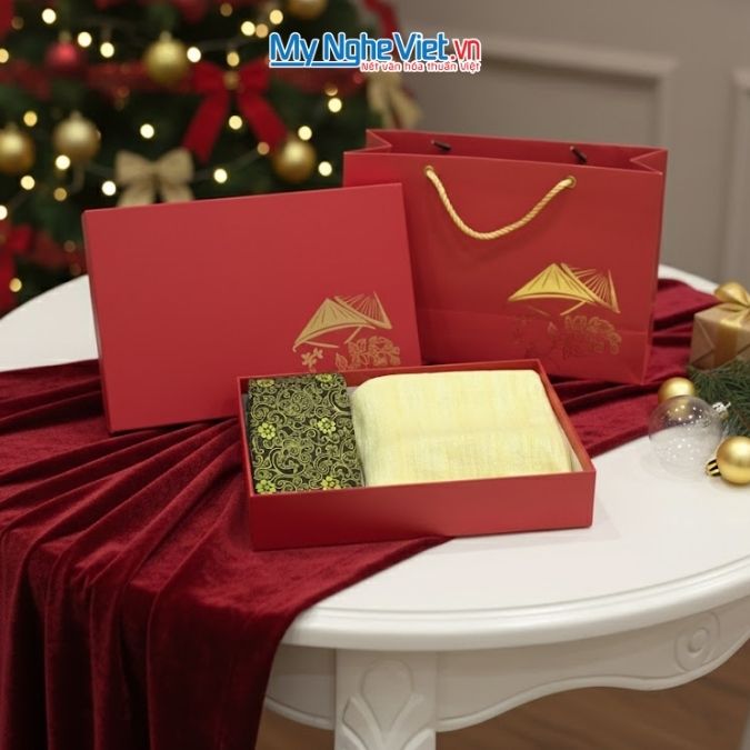 Khăn lụa và Cà vạt lụa tơ tằm Hà Đông - Quà tặng đại hội 2026