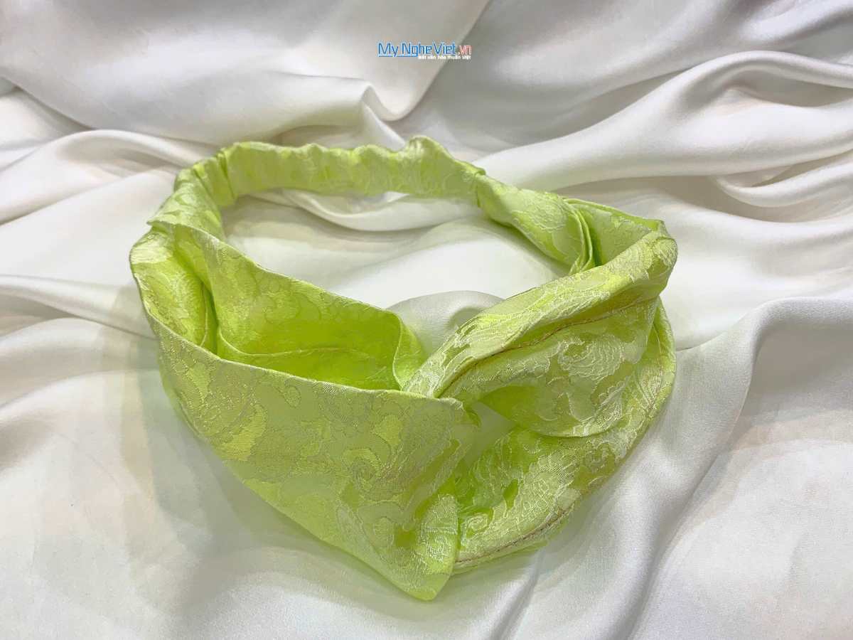 Băng đô cài tóc lụa Hà Đông họa tiết đuôi công - Ảnh 2