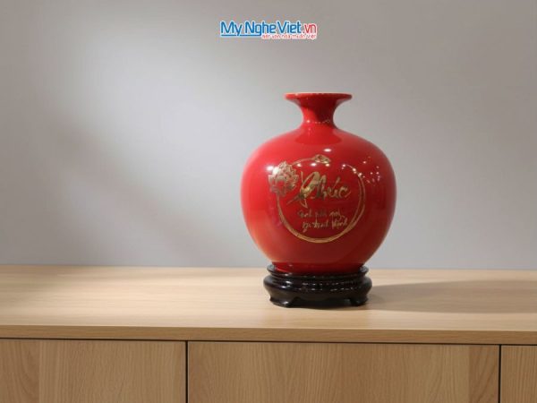 Bình hút tài lộc Chữ Phúc cá sen vàng kim nền đỏ
