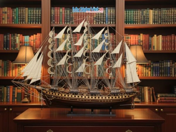 Mô hình thuyền buồm phong thủy France 2