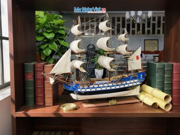 Mô hình thuyền chiến LE PROTECTEUR