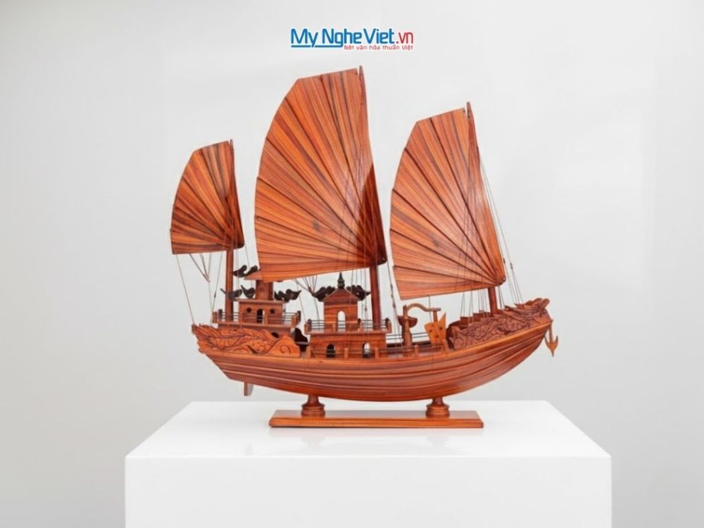 Mô Hình Thuyền Rồng Hạ Long Gỗ Tràm