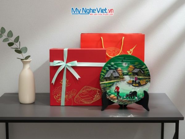 Tranh Đĩa Sơn Mài Đồng Quê Màu Xanh Lá