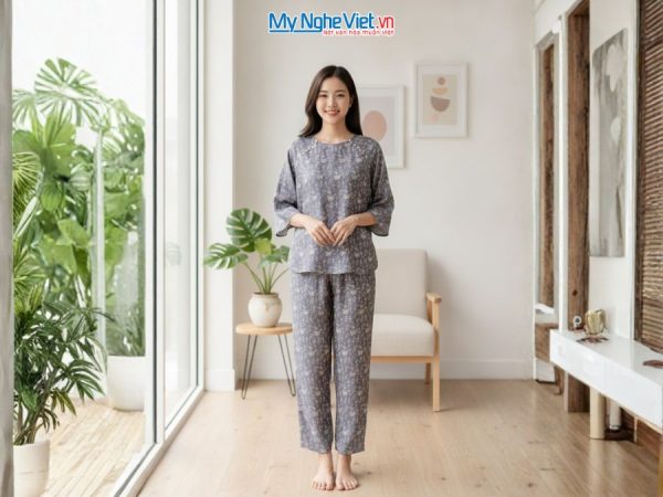 Đồ bộ lụa tơ tằm họa tiết lựu trúc tơ tằm màu xám tím
