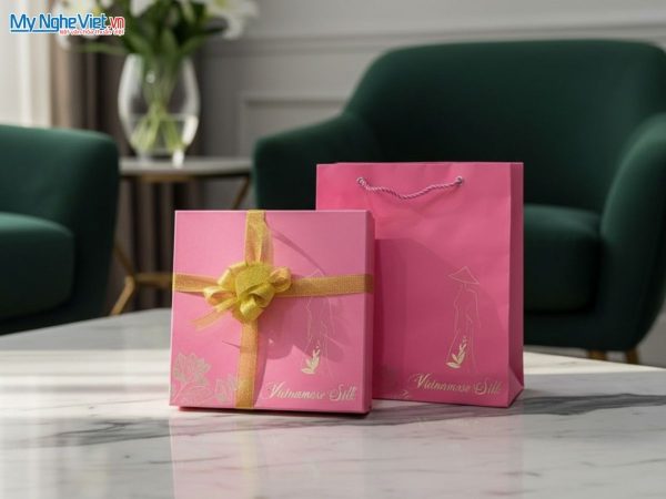Hộp quà tặng khăn lụa