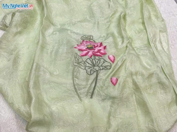Khăn lụa tơ tằm thêu tay cao cấp