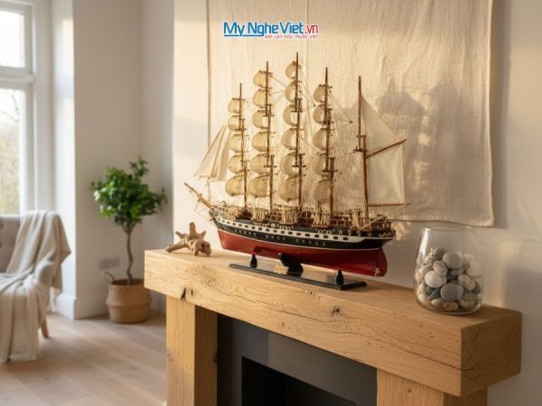 Mô hình thuyền buồm France II gỗ sơn đỏ